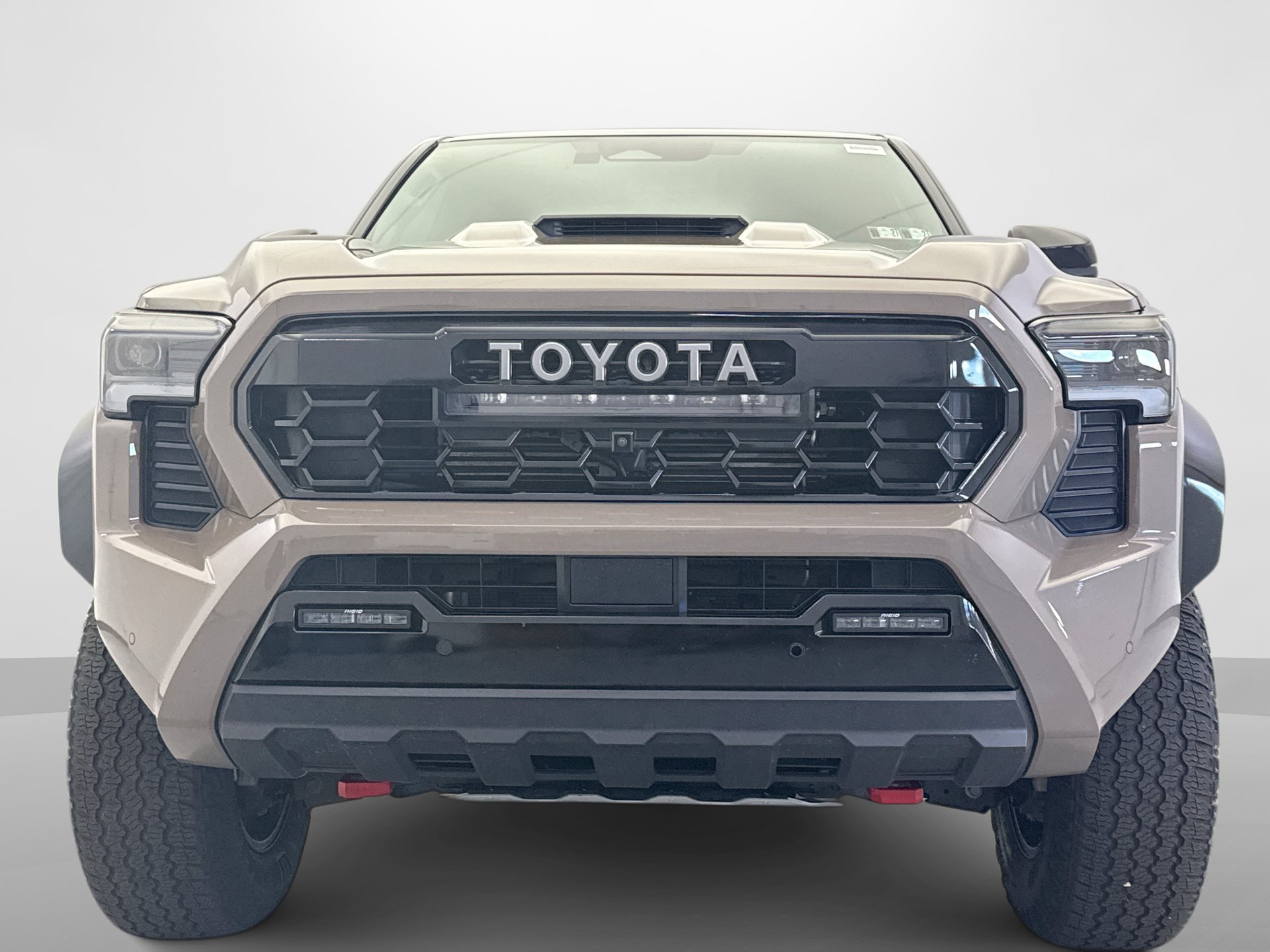 Used 2025 Toyota Tacoma TRD Pro w/ Tow Tech Package AWD/4WD image 8