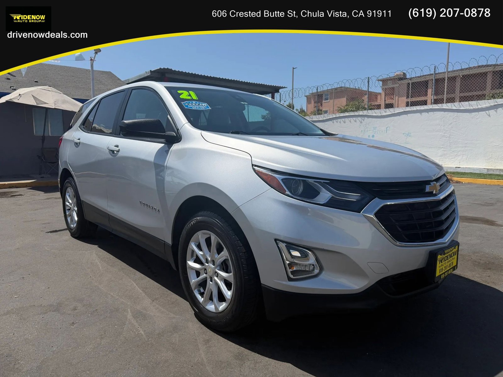 Used 2021 Chevrolet Equinox LS w/ LS Convenience Package image 3