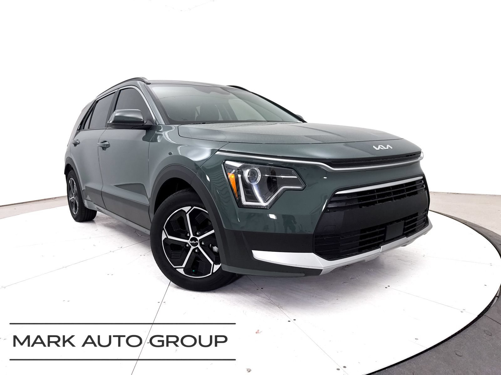 Certified 2023 Kia Niro EX
