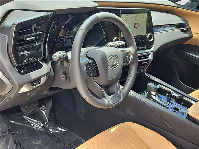Used 2025 Lexus RX 350 FWD w/ Accessory Package (K3) image 10