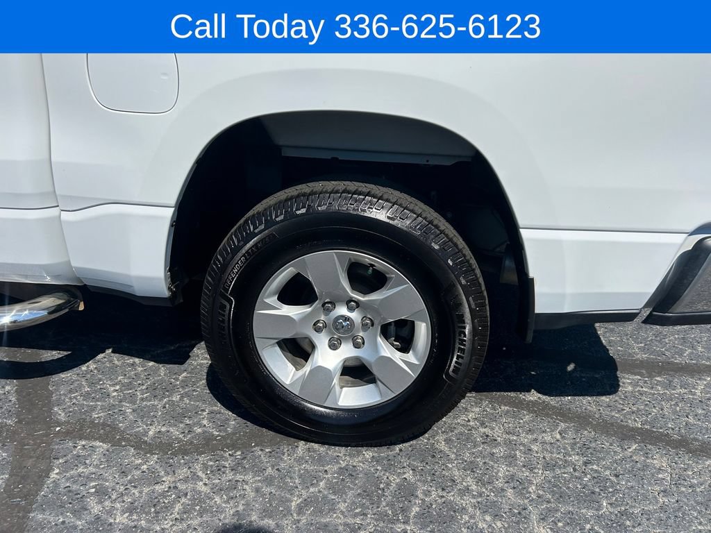 Used 2022 RAM 1500 Big Horn AWD/4WD image 14