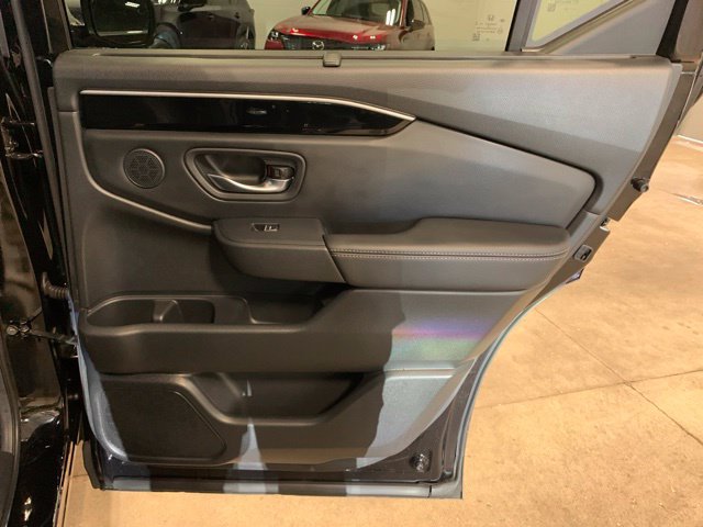 Used 2025 Honda Pilot EX-L image 32