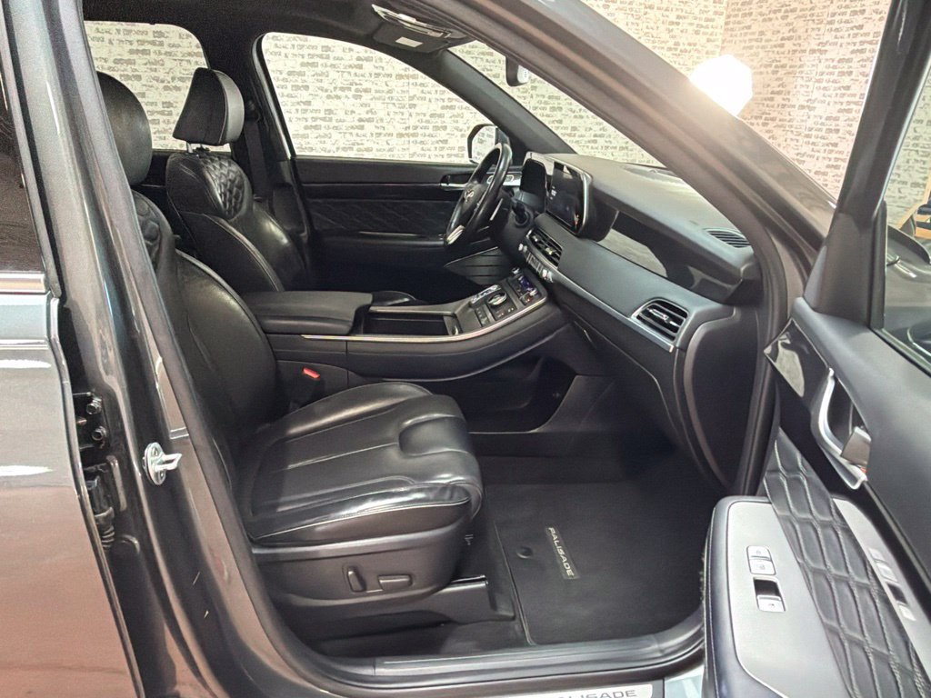 Used 2020 Hyundai Palisade Limited FWD image 10