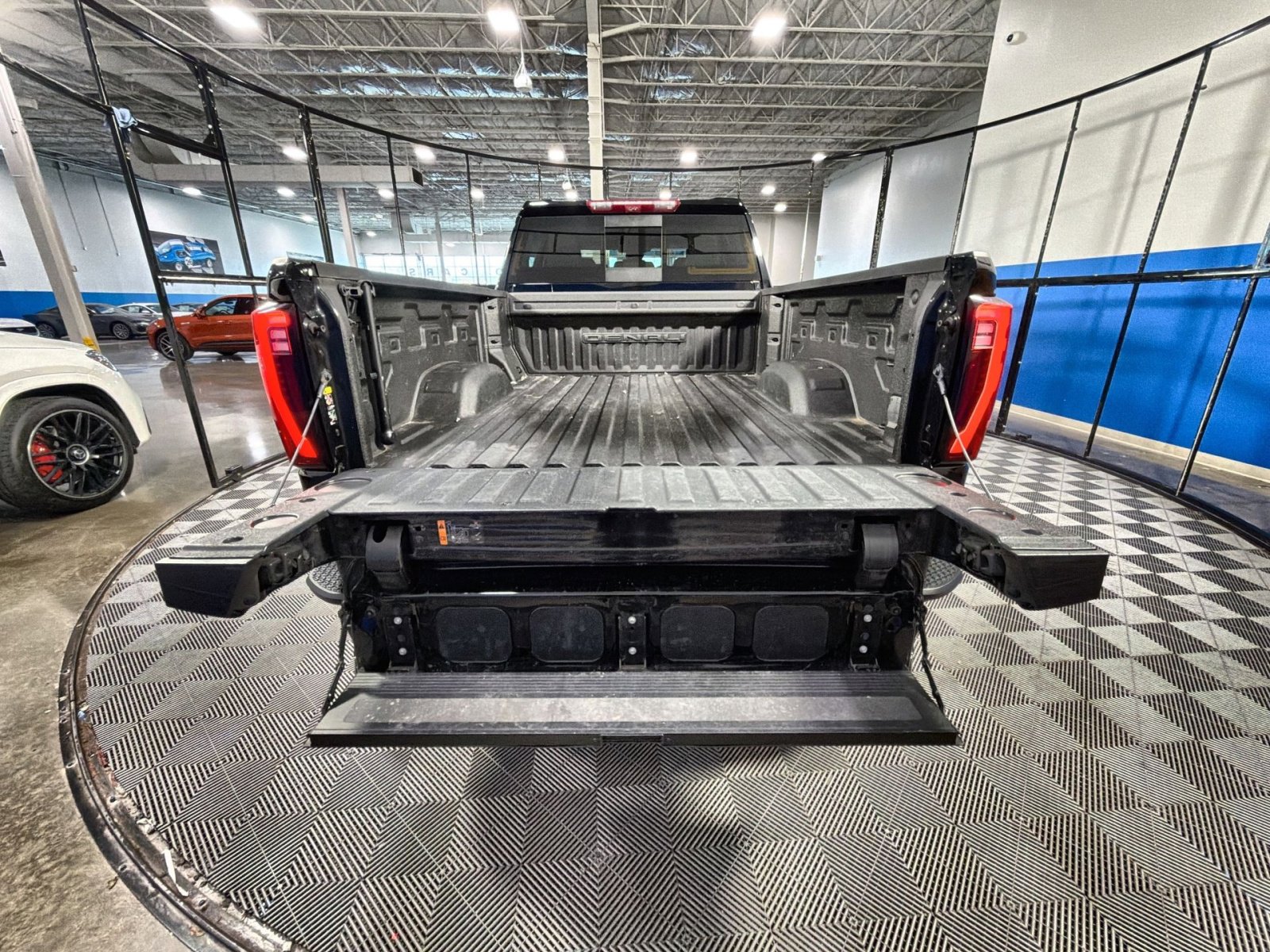 Used 2024 GMC Sierra 2500 Denali w/ Denali Reserve Package image 34