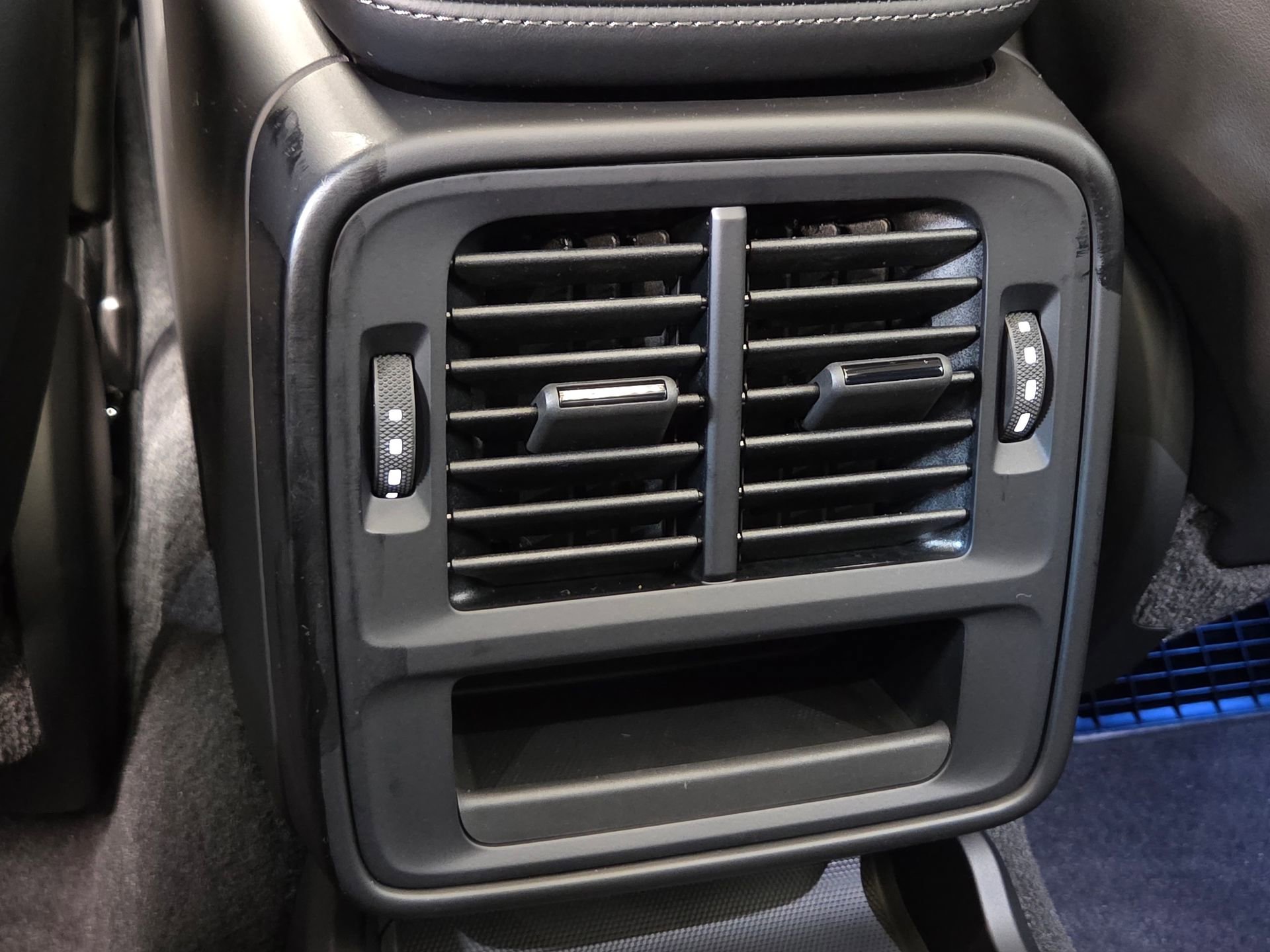 New 2026 Porsche Taycan image 12