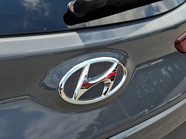 Used 2023 Hyundai Kona SE FWD image 31