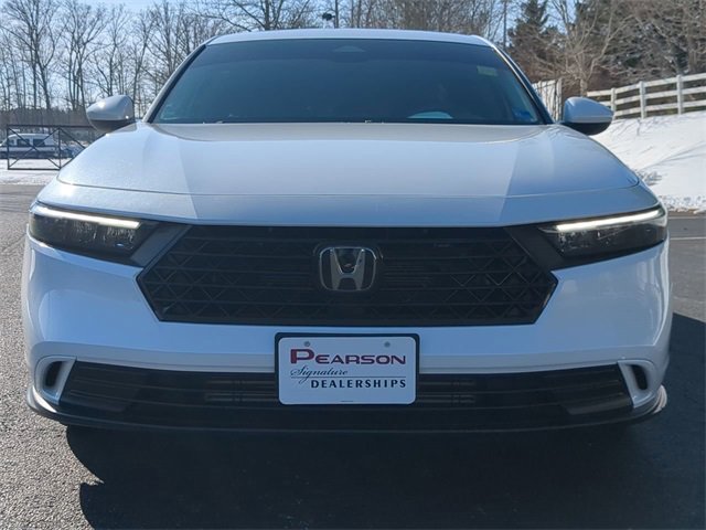 Used 2023 Honda Accord EX image 8