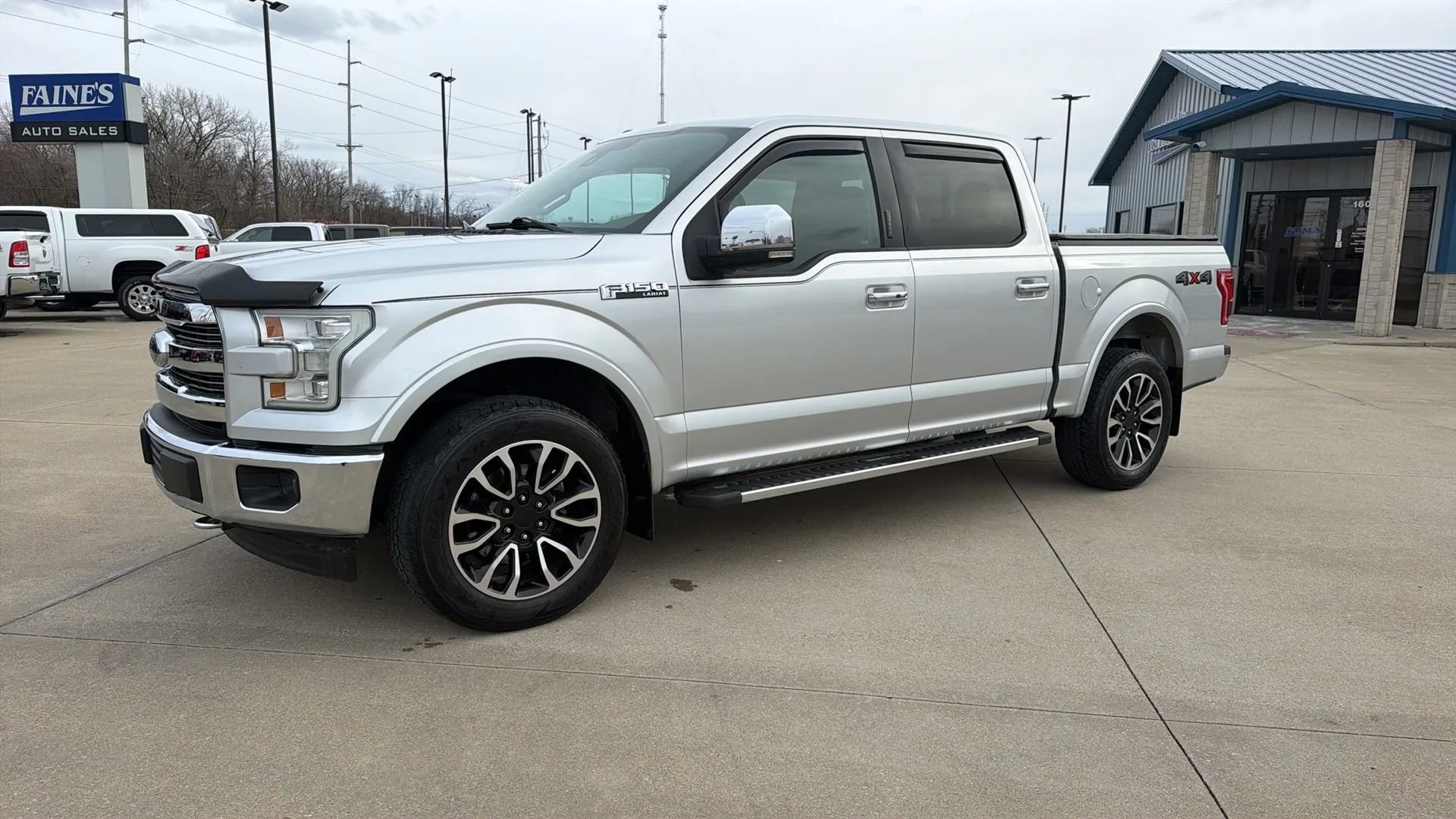 Used 2017 Ford F150 Lariat w/ Equipment Group 502A Luxury image 5