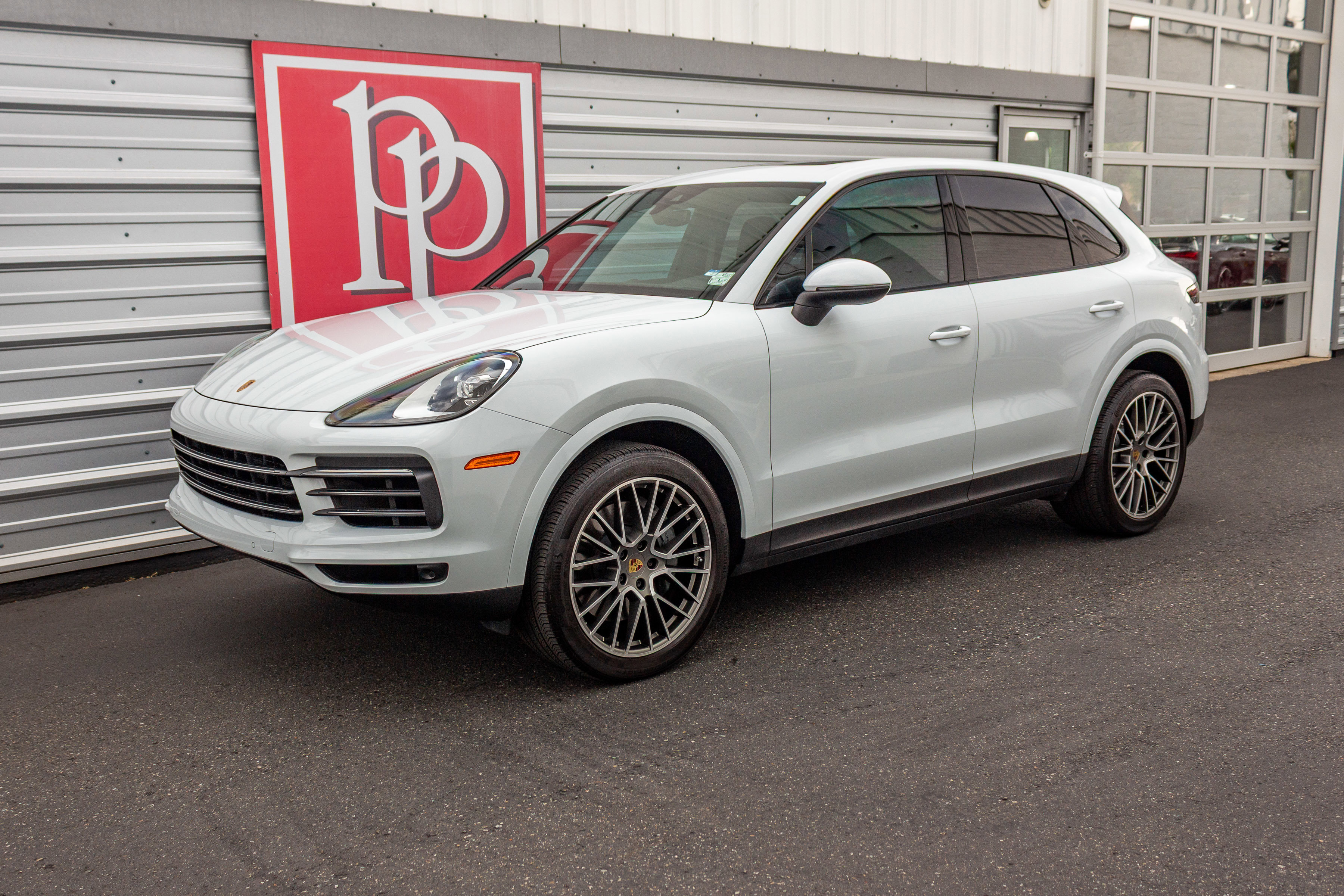 Used 2022 Porsche Cayenne S Platinum image 36