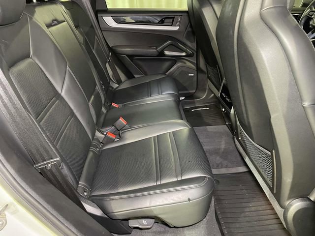 Certified 2025 Porsche Cayenne w/ Premium Package Plus image 22