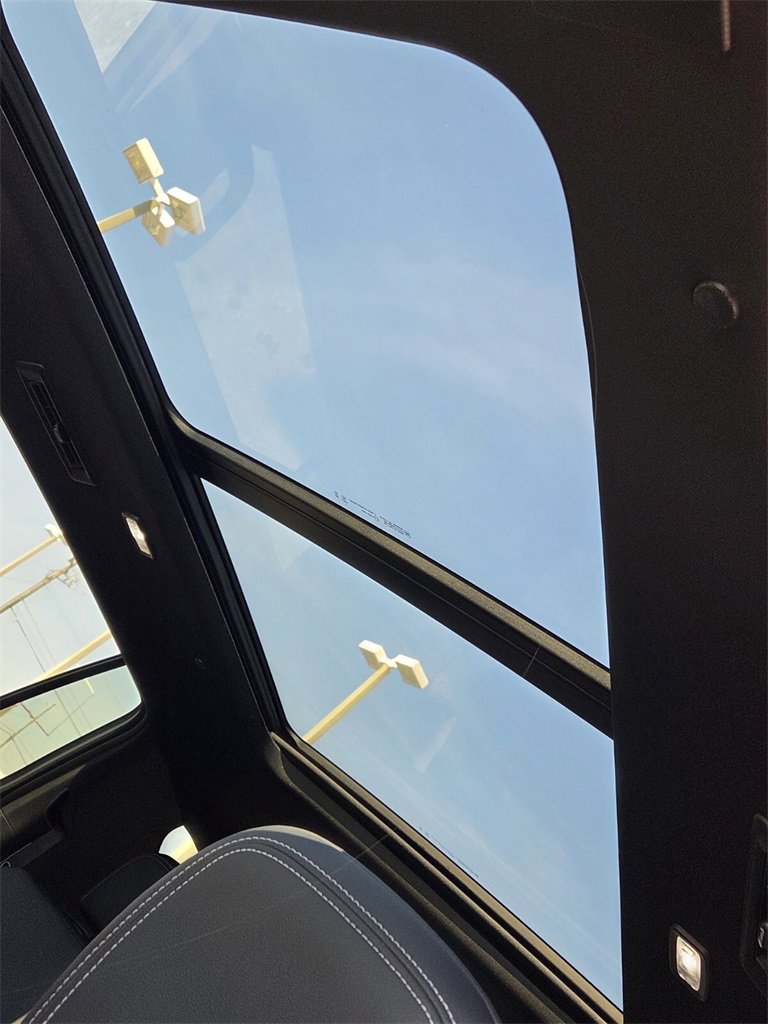 New 2026 Chevrolet Traverse LT w/ Enhanced Driving Package image 19