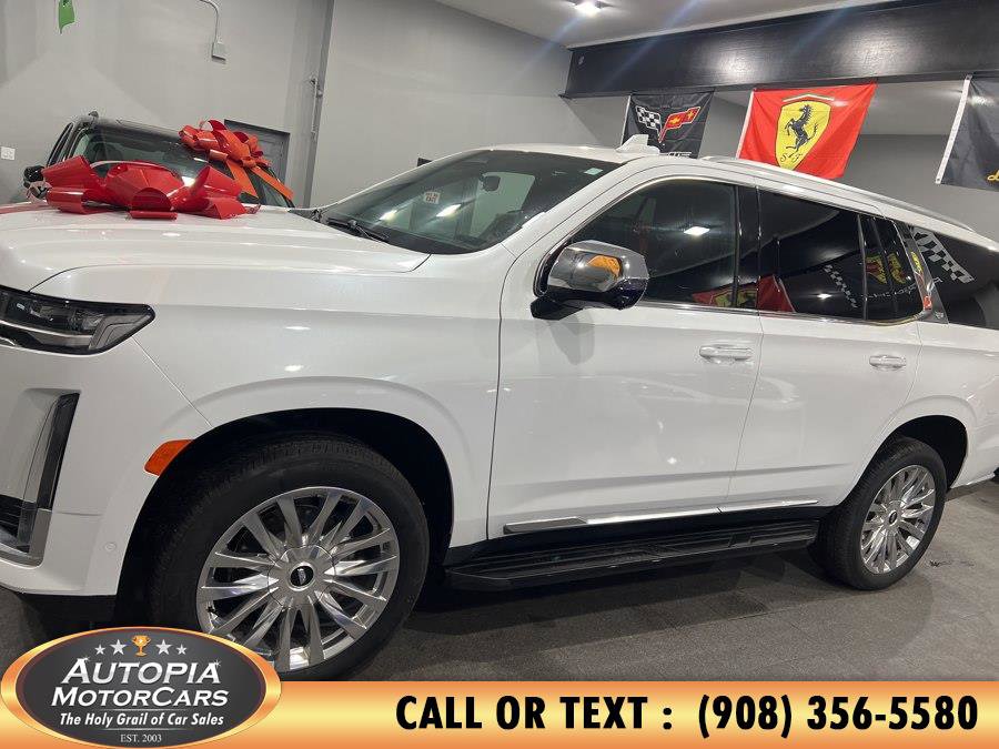 Used 2024 Cadillac Escalade Premium Luxury image 3