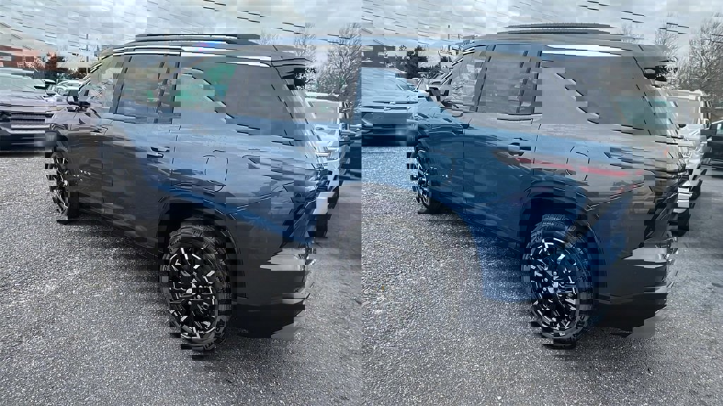 New 2026 Chevrolet Traverse LT w/ Sun and Wheel Package image 7