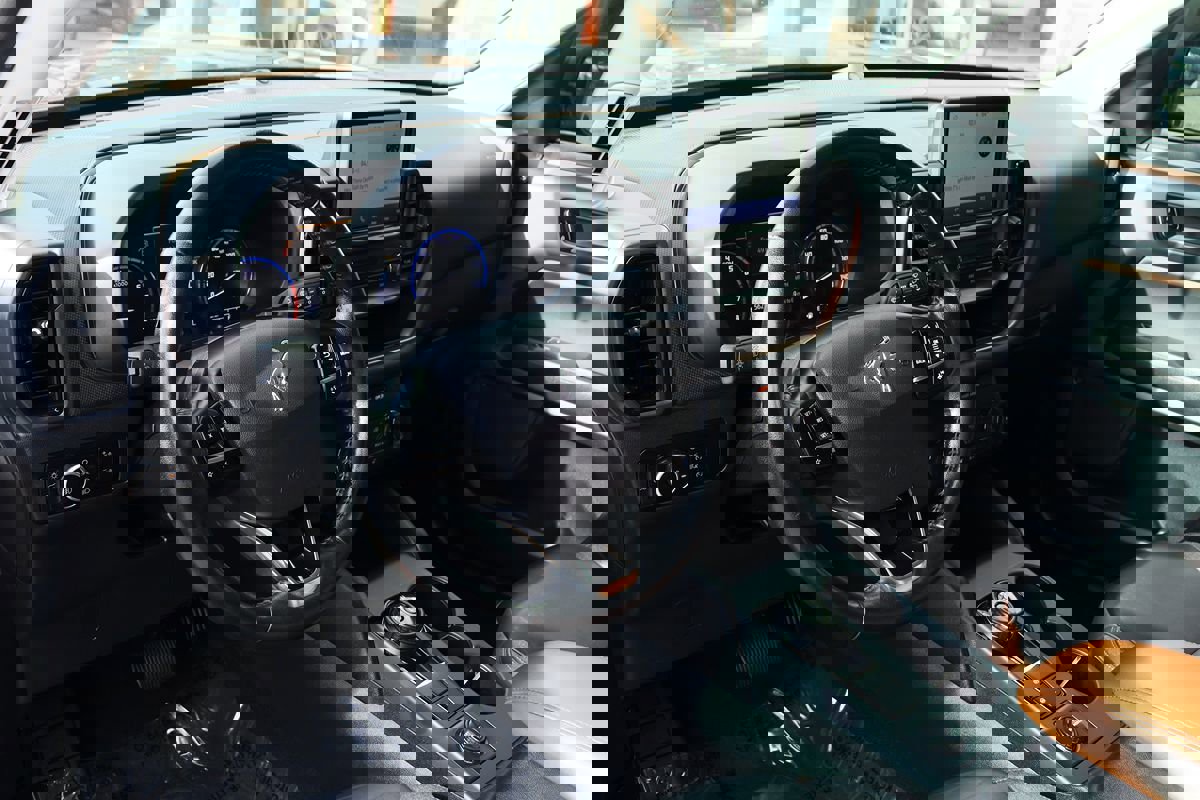 Used 2023 Ford Bronco Sport Outer Banks w/ Tech Package image 39