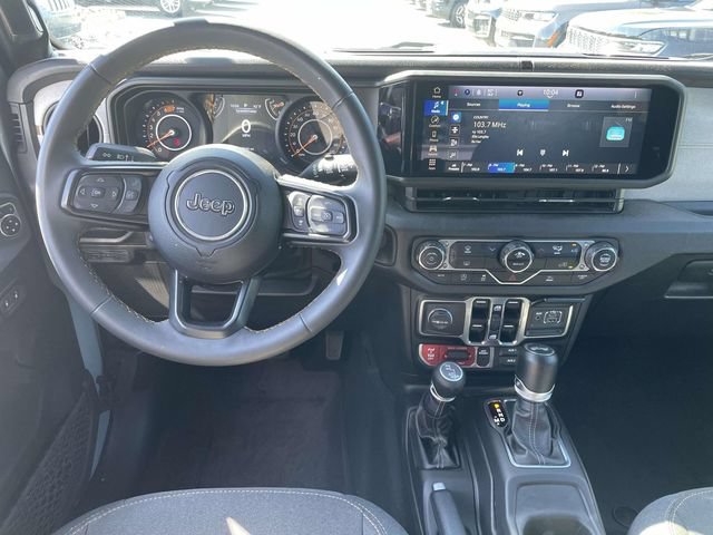 Used 2024 Jeep Wrangler Unlimited Sport AWD/4WD image 11