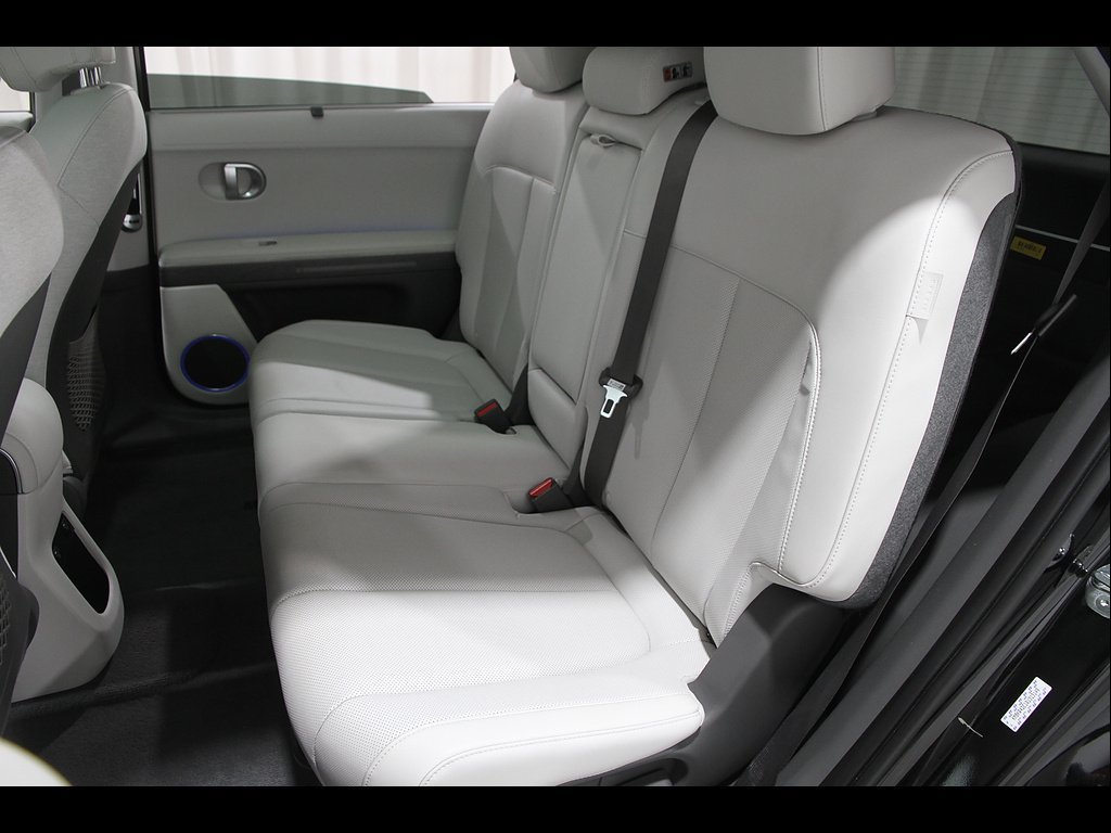Certified 2024 Hyundai Ioniq 5 Limited RWD image 22