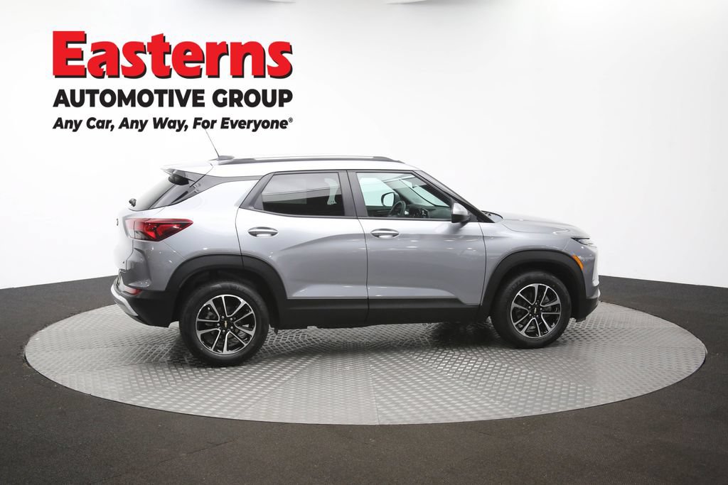 Used 2024 Chevrolet TrailBlazer LT FWD image 44