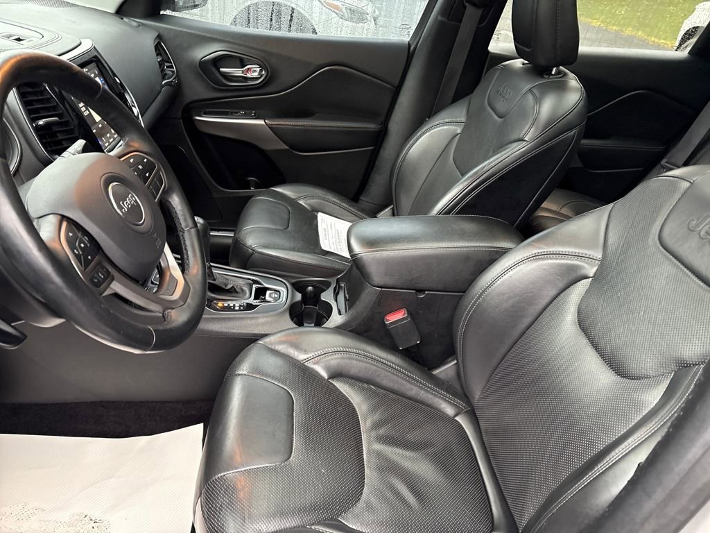 Used 2019 Jeep Cherokee Limited image 9