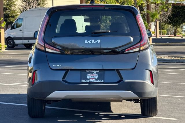 Certified 2023 Kia Soul LX w/ LX Technology Package image 7