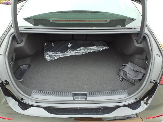 New 2026 Mercedes-Benz E 53 AMG e 4MATIC Sedan image 23