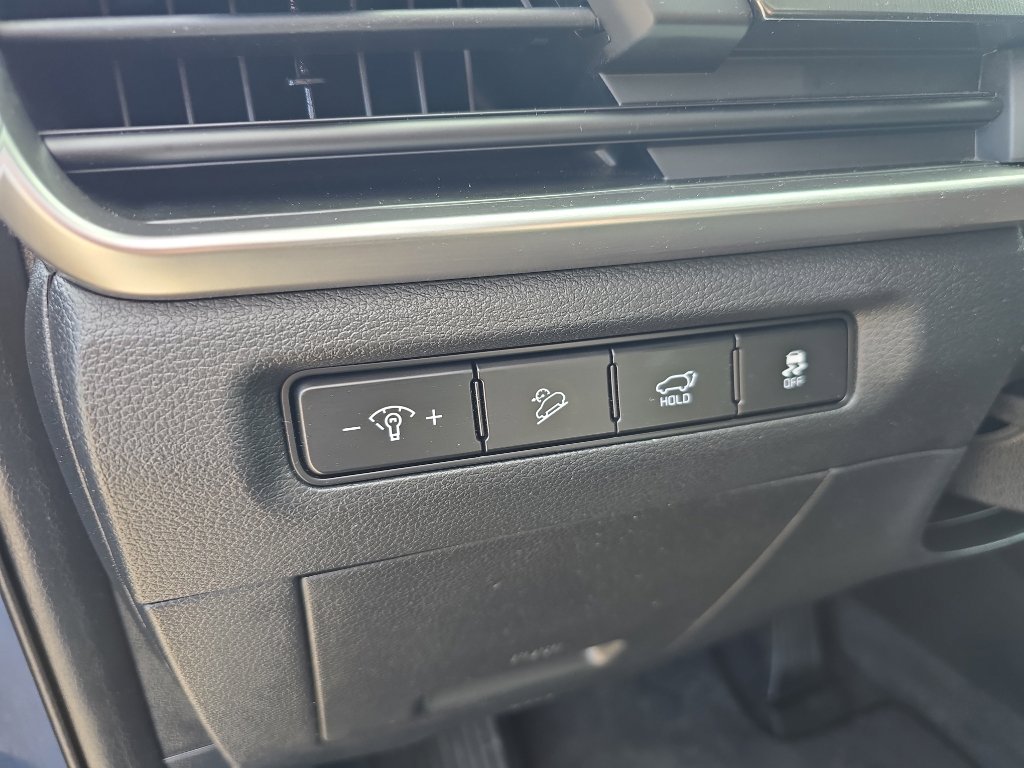 Used 2025 Kia Telluride S image 13