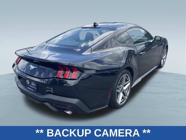 Used 2024 Ford Mustang Coupe RWD image 3