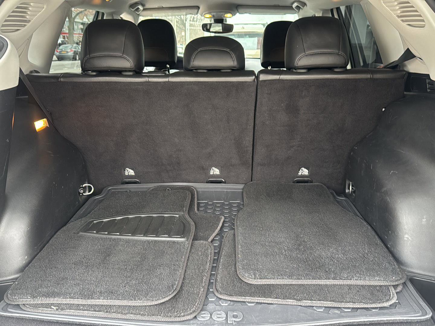 Used 2018 Jeep Compass Limited image 27