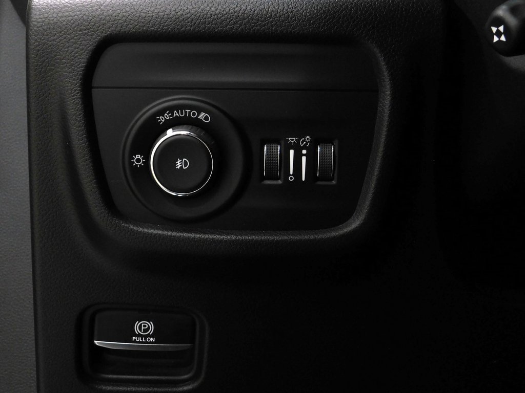 Used 2022 Jeep Grand Cherokee L Overland w/ Luxury Tech Group IV image 42