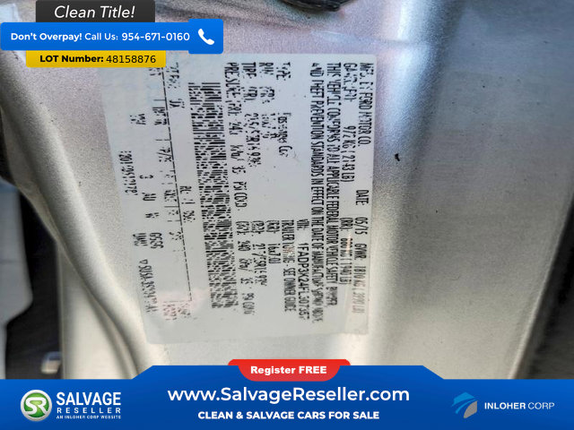 Used 2015 Ford Focus SE image 16