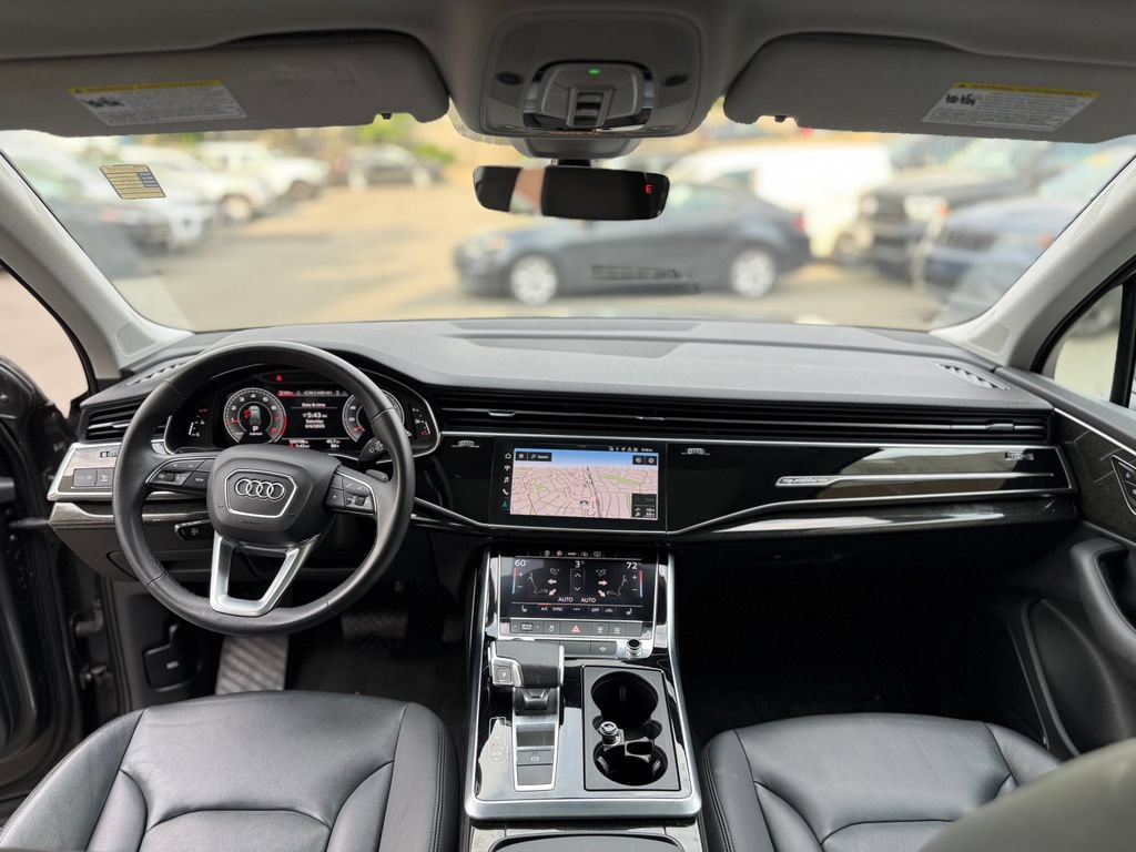 Used 2021 Audi Q7 2.0T Premium Plus w/ Premium Plus Package AWD/4WD image 7
