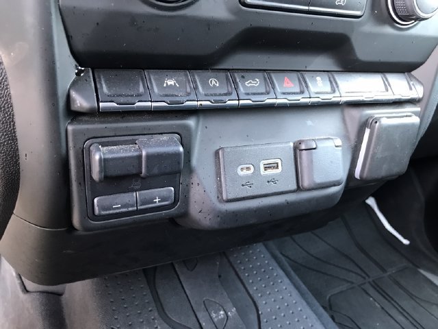 Certified 2023 Chevrolet Silverado 1500 Custom Trail Boss w/ LPO, Dark Essentials Package AWD/4WD image 32