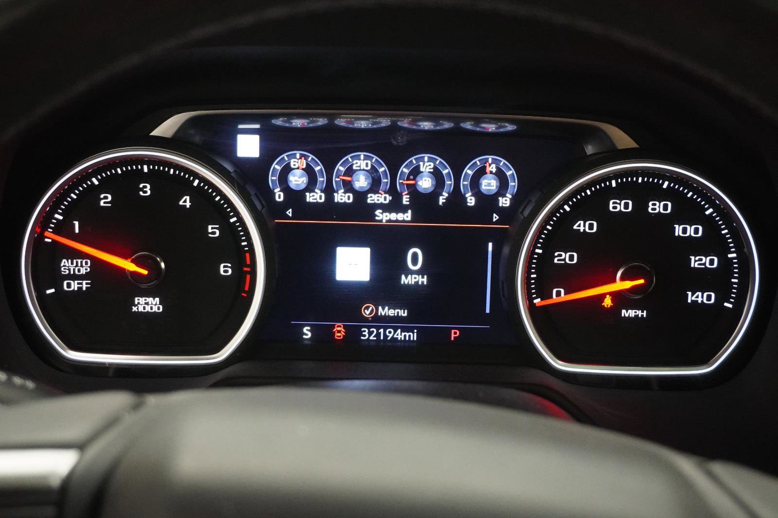 Used 2021 Chevrolet Suburban Premier w/ Premium Package image 26