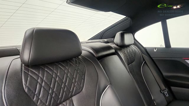 Used 2022 BMW 750i xDrive w/ M Sport Package AWD/4WD image 36