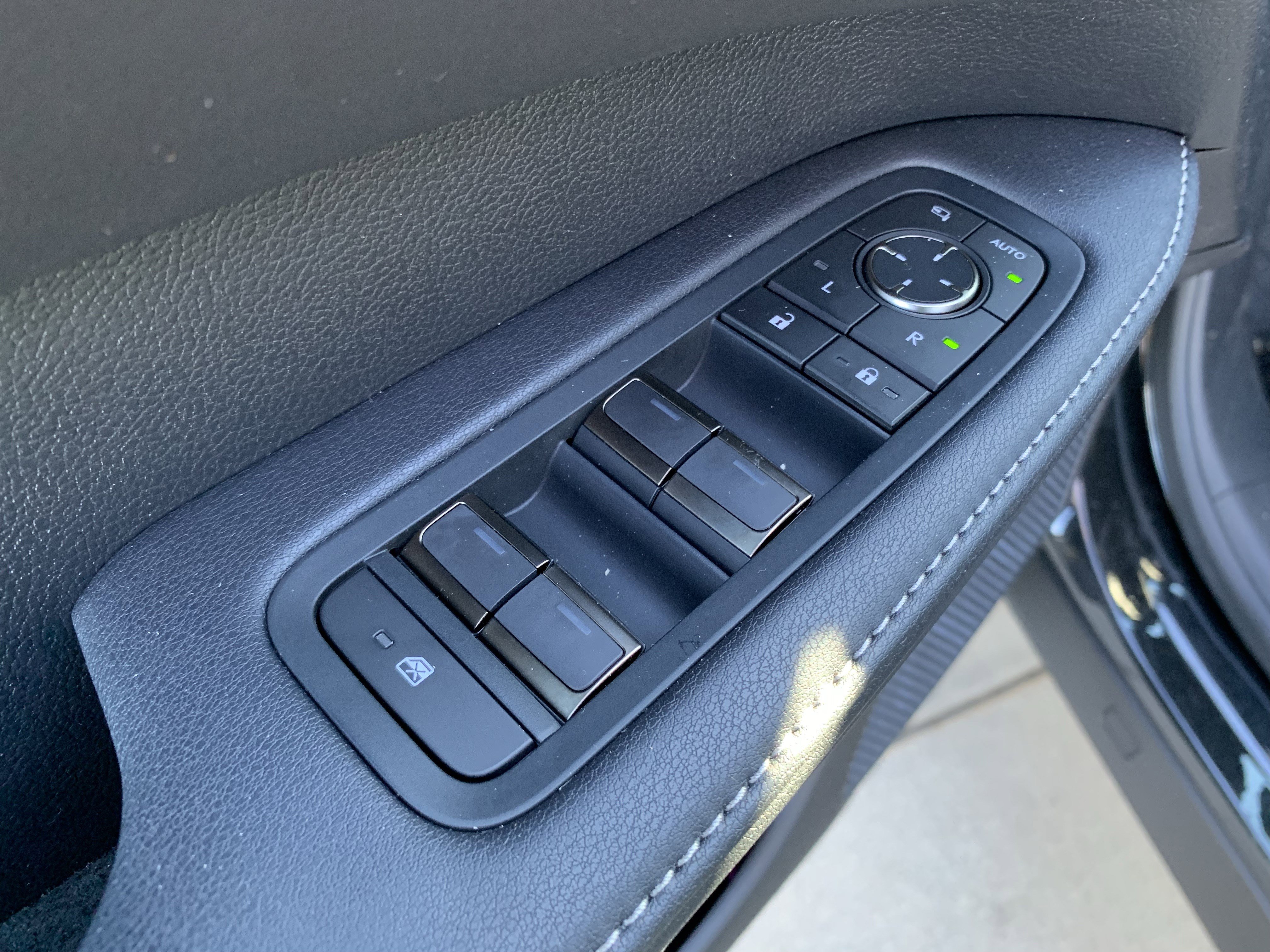 Used 2026 Lexus RX 350h image 15