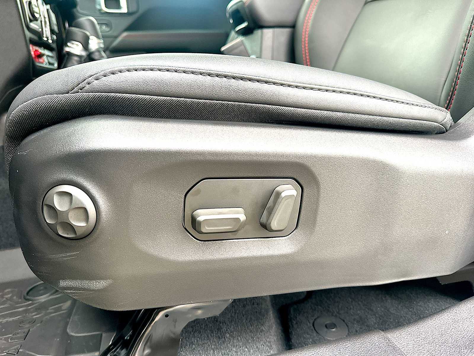 New 2026 Jeep Gladiator Rubicon AWD/4WD image 14