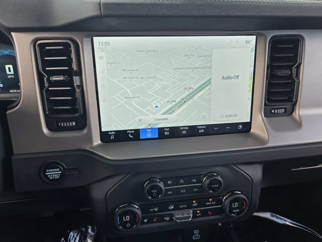 Used 2025 Ford Bronco Outer Banks AWD/4WD image 24
