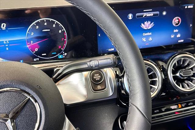 New 2026 Mercedes-Benz GLB 250 image 15