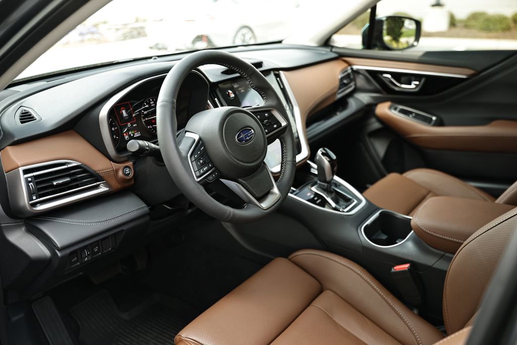 Used 2025 Subaru Outback Touring XT image 20