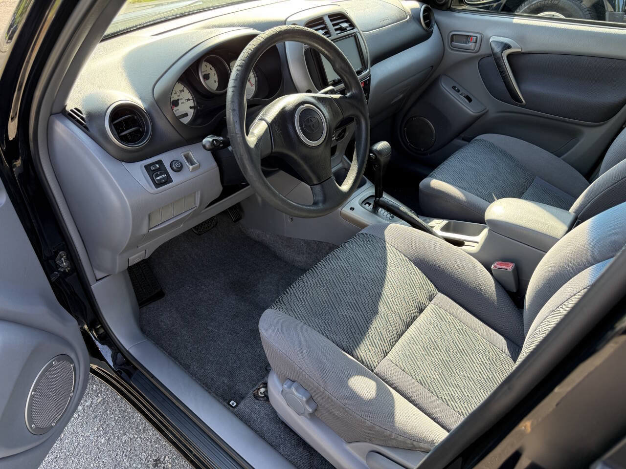 Used 2003 Toyota RAV4 4WD image 8