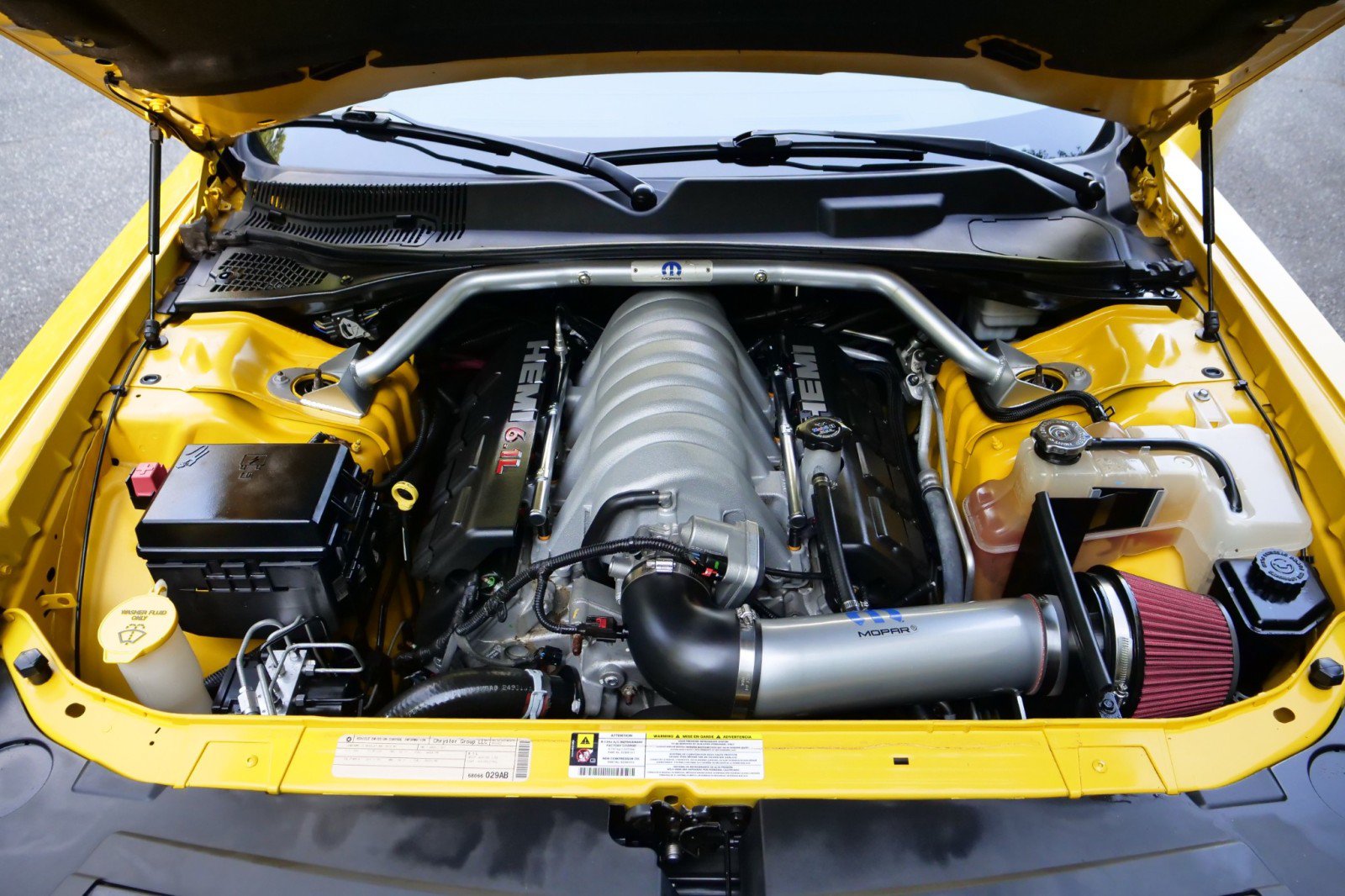 Used 2010 Dodge Challenger SRT8 w/ SRT Option Group II RWD image 13