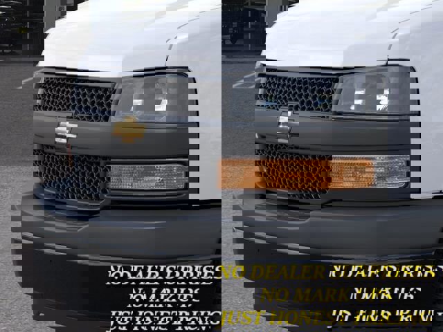 New 2026 Chevrolet Express 2500 w/ Driver Convenience Package image 13
