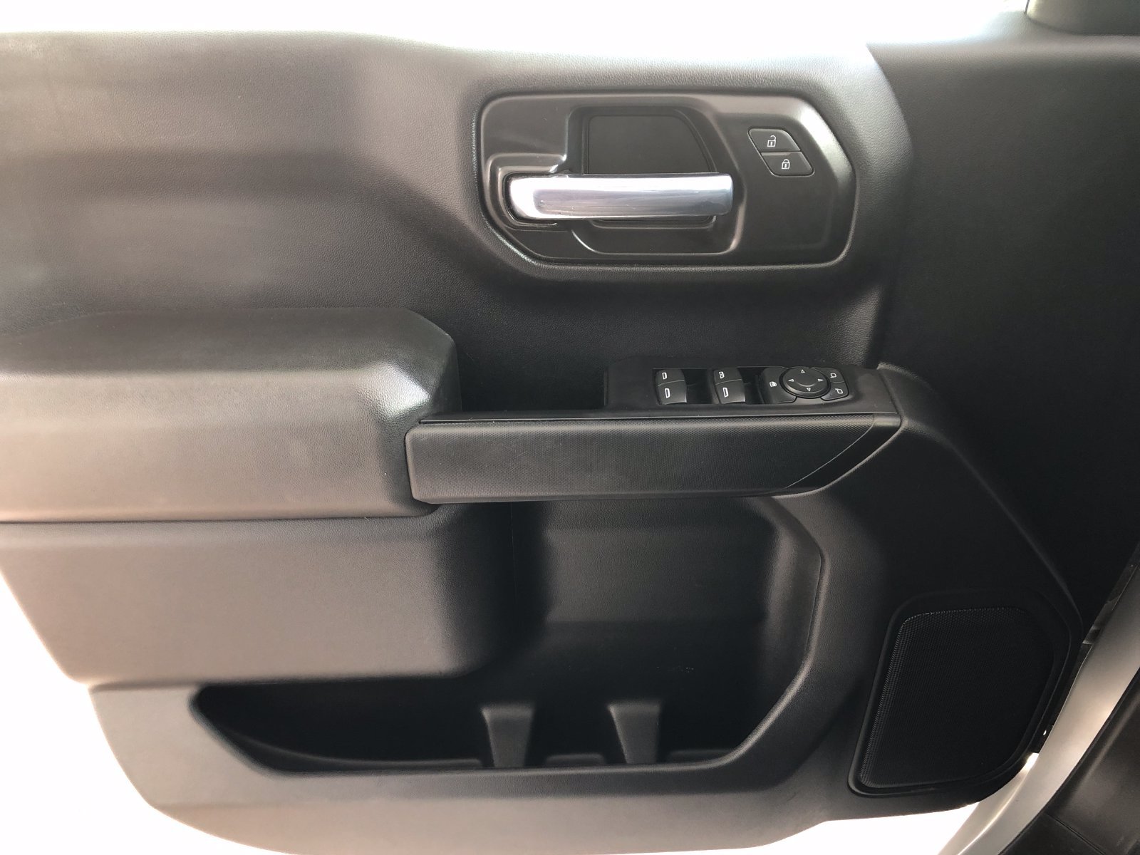 Used 2021 Chevrolet Silverado 1500 Custom AWD/4WD image 33