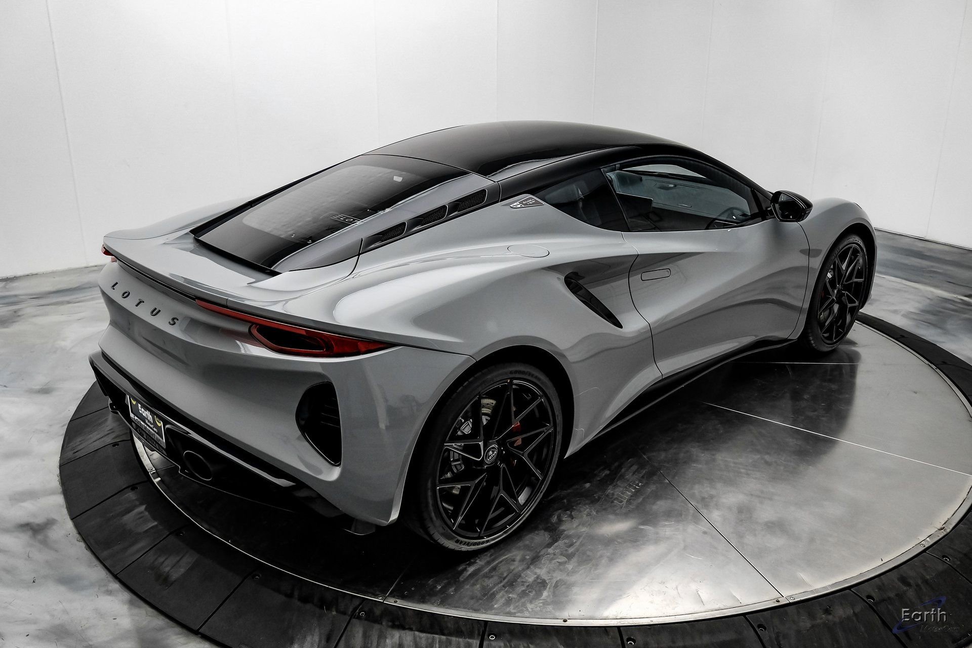 New 2026 Lotus Emira V6 SE Sport image 18