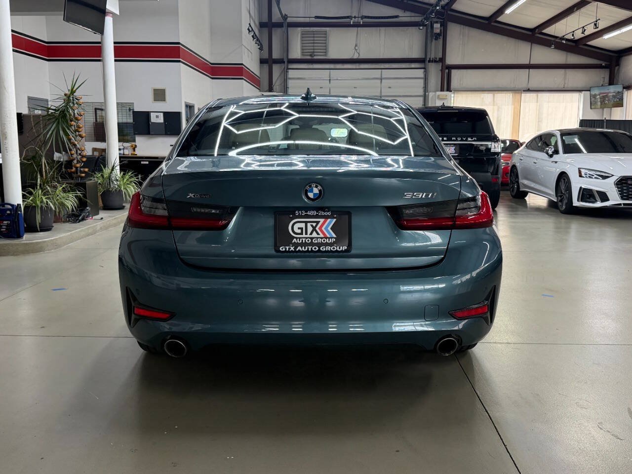 Used 2021 BMW 330i xDrive Sedan AWD/4WD image 3