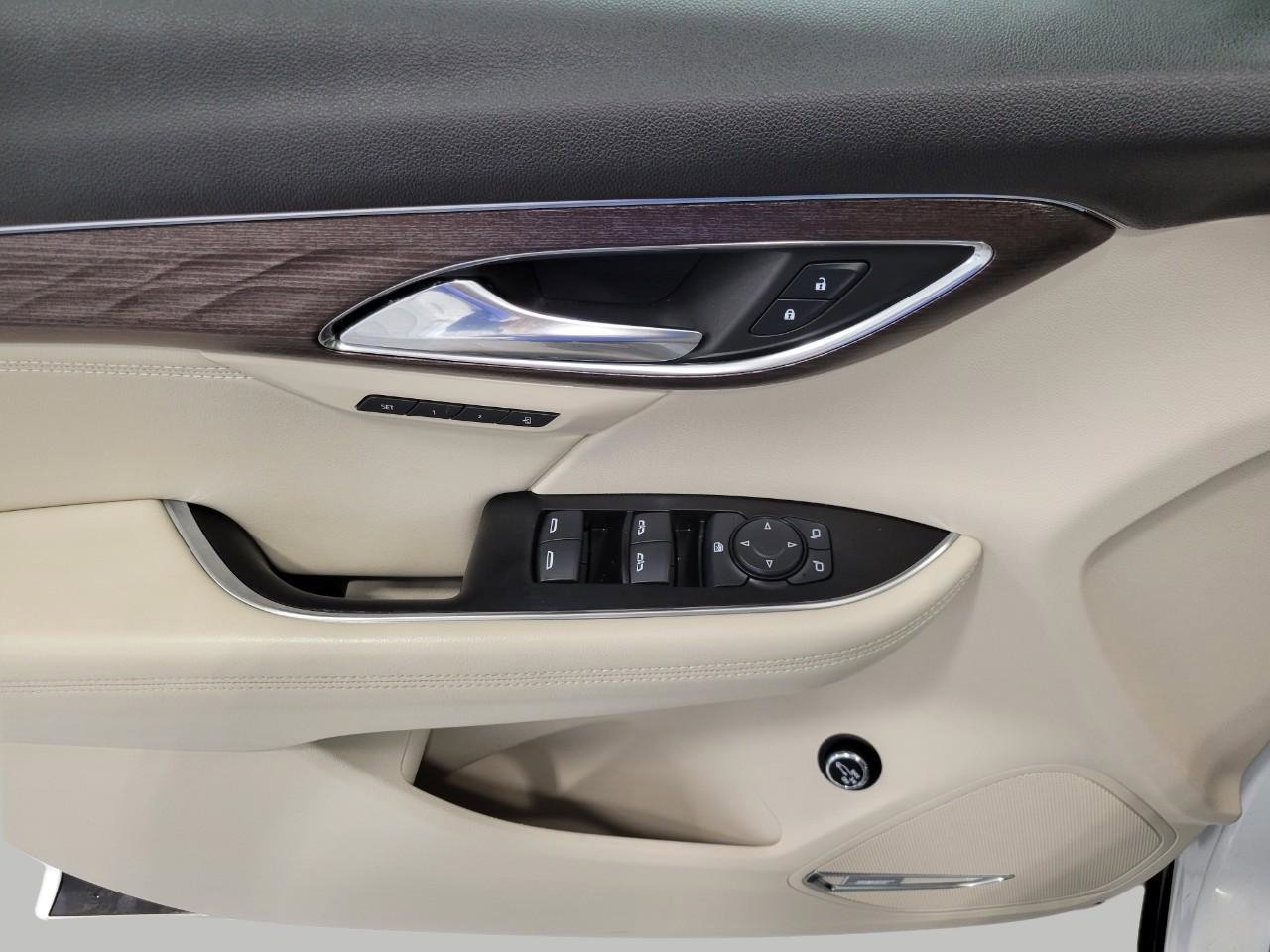 Used 2023 Buick Envision Avenir image 27