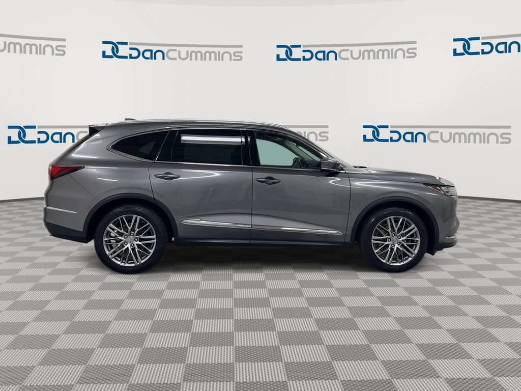 Used 2023 Acura MDX SH-AWD w/ Advance Package image 9