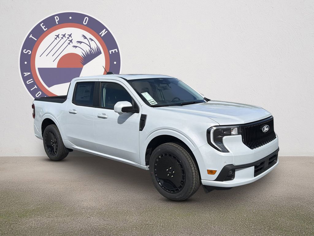 New 2026 Ford Maverick Lobo image 2