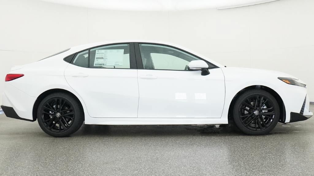 New 2026 Toyota Camry SE FWD image 27