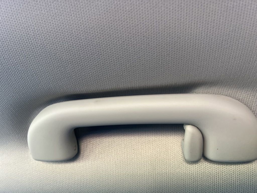 Used 2019 Jeep Cherokee Trailhawk image 36