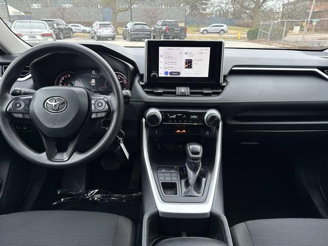 Used 2024 Toyota RAV4 LE image 14